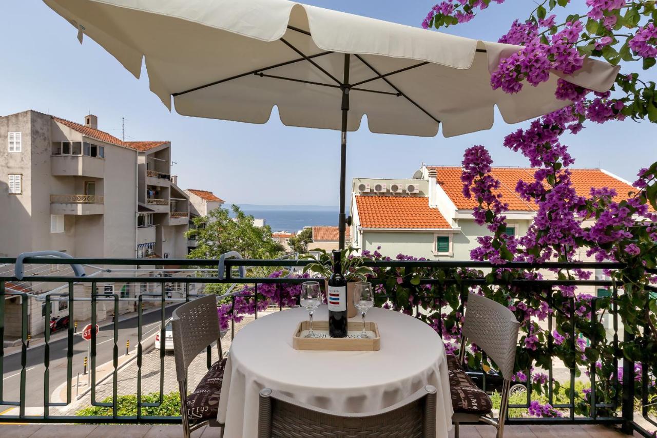 Family Apartments Leona Makarska Exterior foto