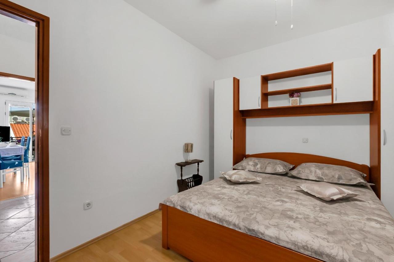 Family Apartments Leona Makarska Exterior foto