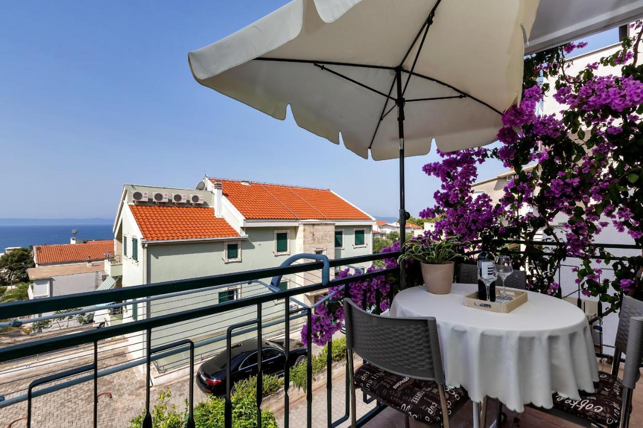 Family Apartments Leona Makarska Exterior foto