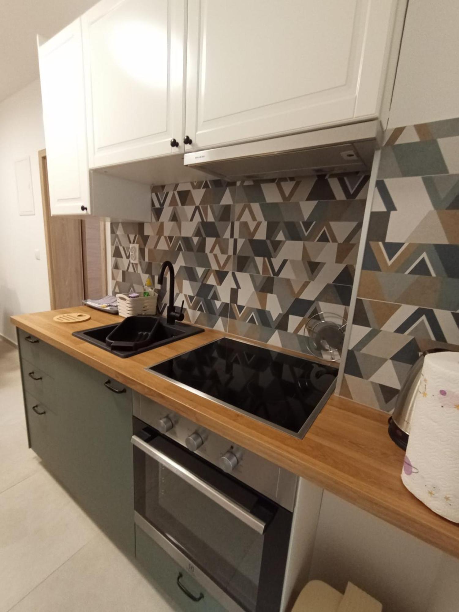 Family Apartments Leona Makarska Exterior foto