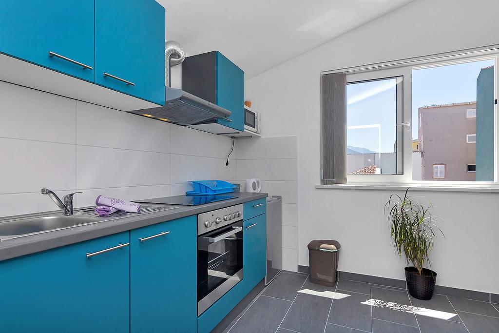 Family Apartments Leona Makarska Exterior foto