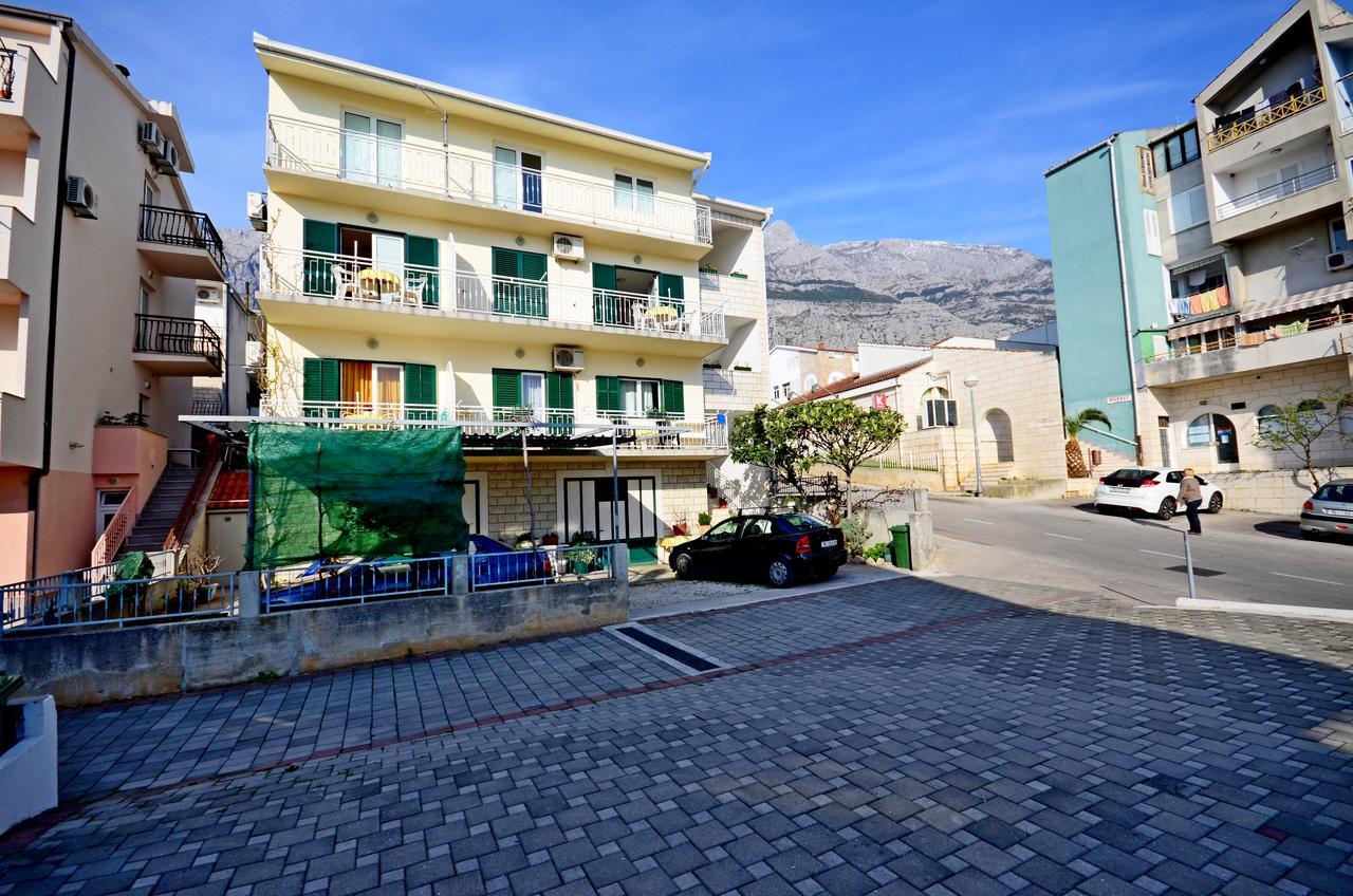 Family Apartments Leona Makarska Exterior foto
