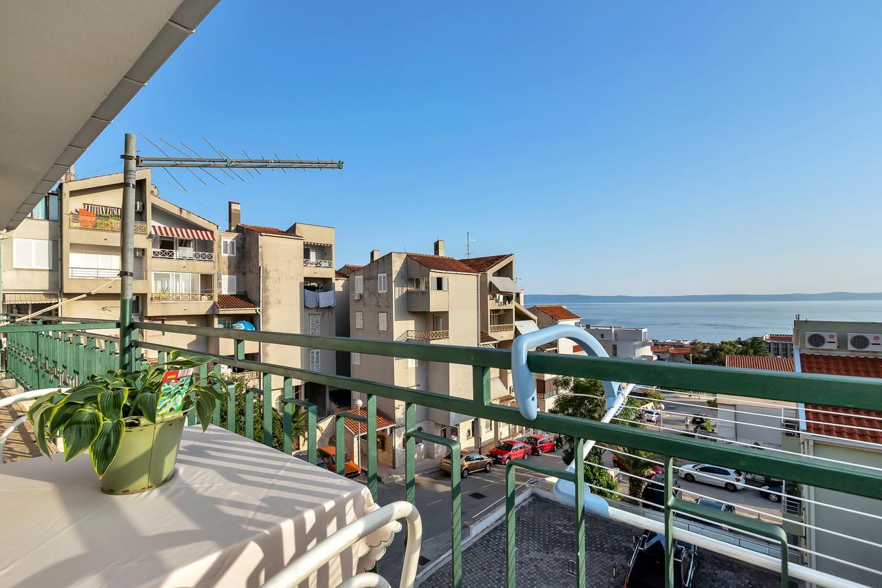 Family Apartments Leona Makarska Exterior foto