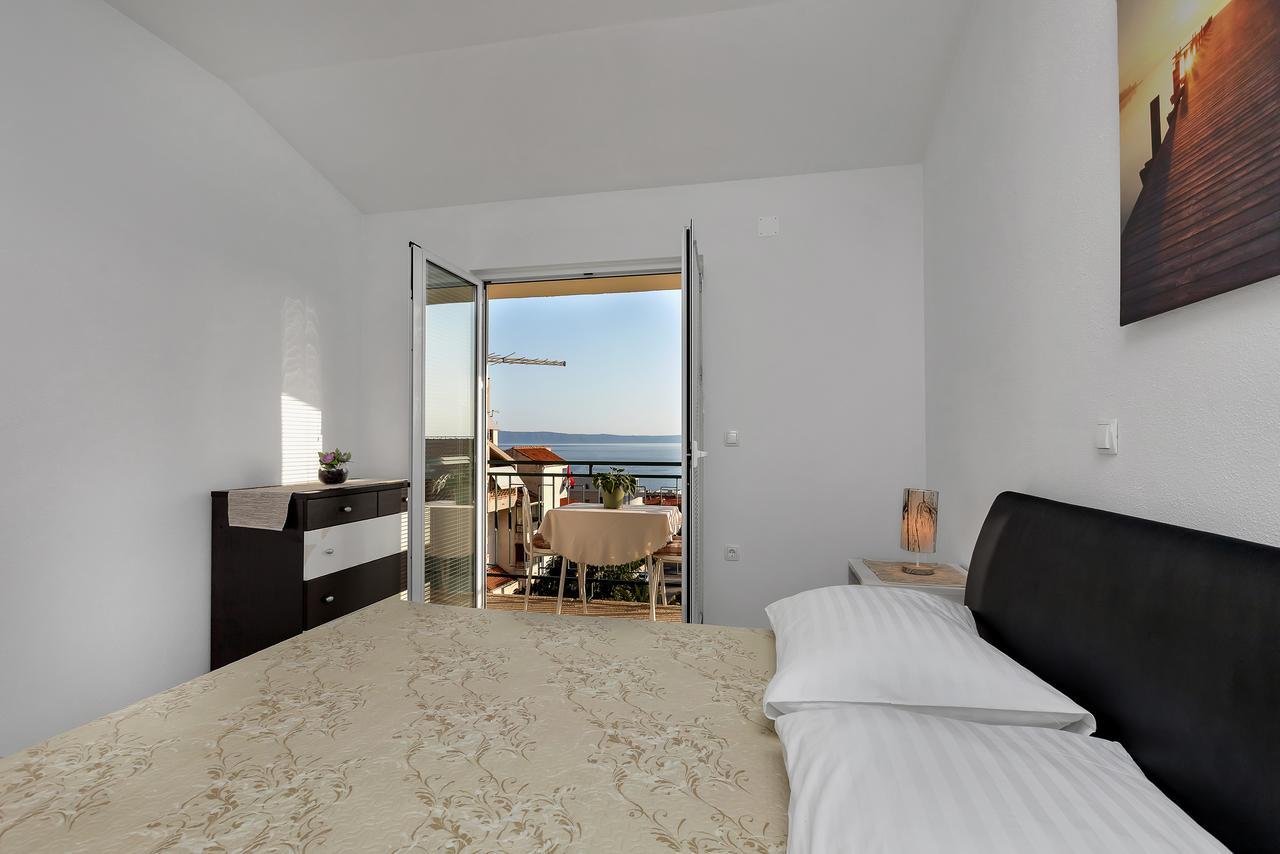 Family Apartments Leona Makarska Exterior foto